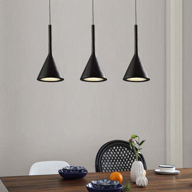 TriLuxe Modern Trekantig LED Taklampa Carvallo