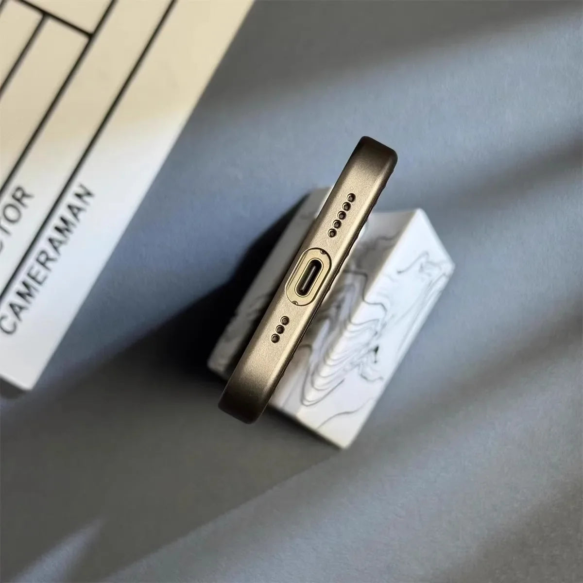 TitanArmor | Ultra-Tunn Stöttålig Telefonfodral för iPhone Carvallo