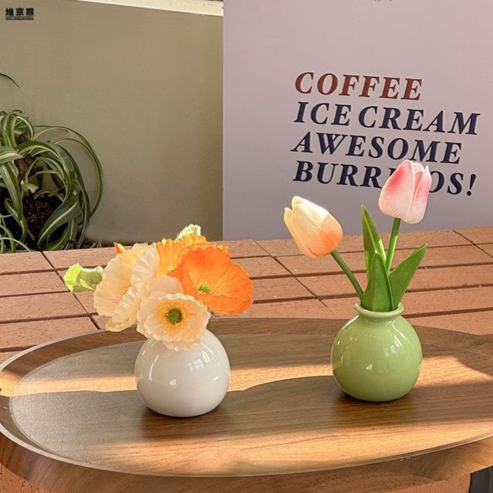 Chic Puffy Pout Vase – Modern elegans för stilfulla utrymmen MILA Sverige