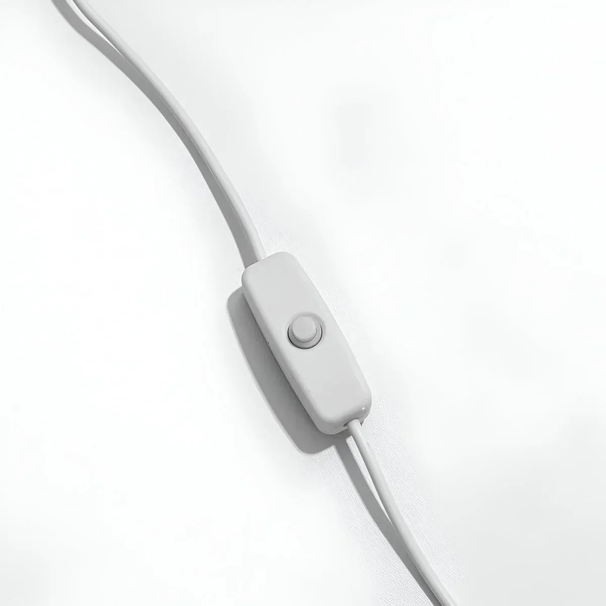 Tierfigur-bordslampa i trä Carvallo