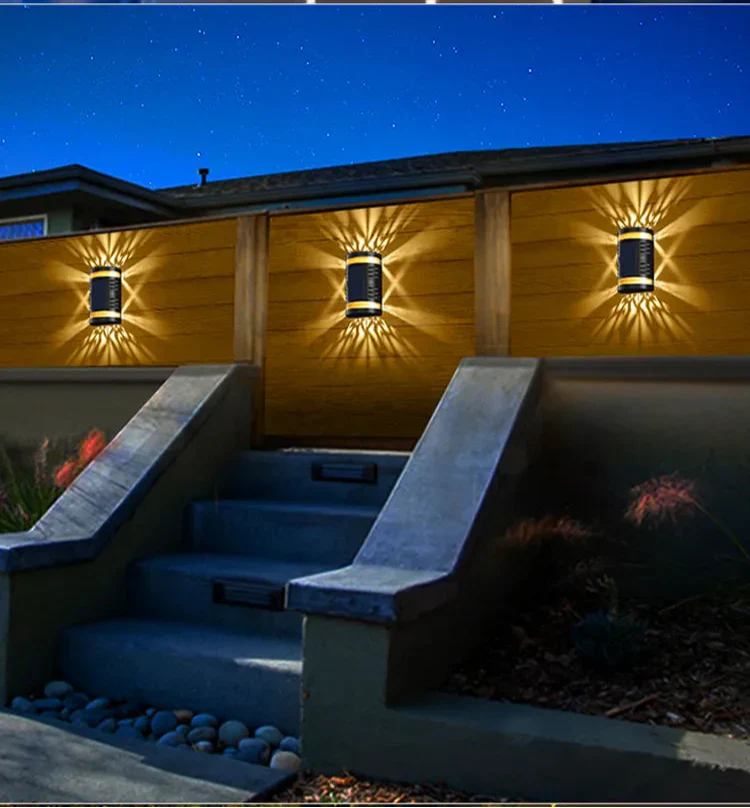 Solarlampa med intelligent ljusstyrning – Utomhusvägglampa med automatisk nattdetektering Carvallo