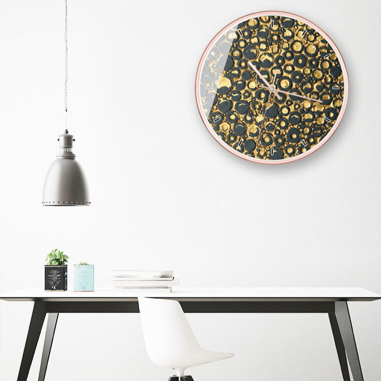 ScandiTime – Elegant väggklocka med stiligt utseende för modern inredning Carvallo