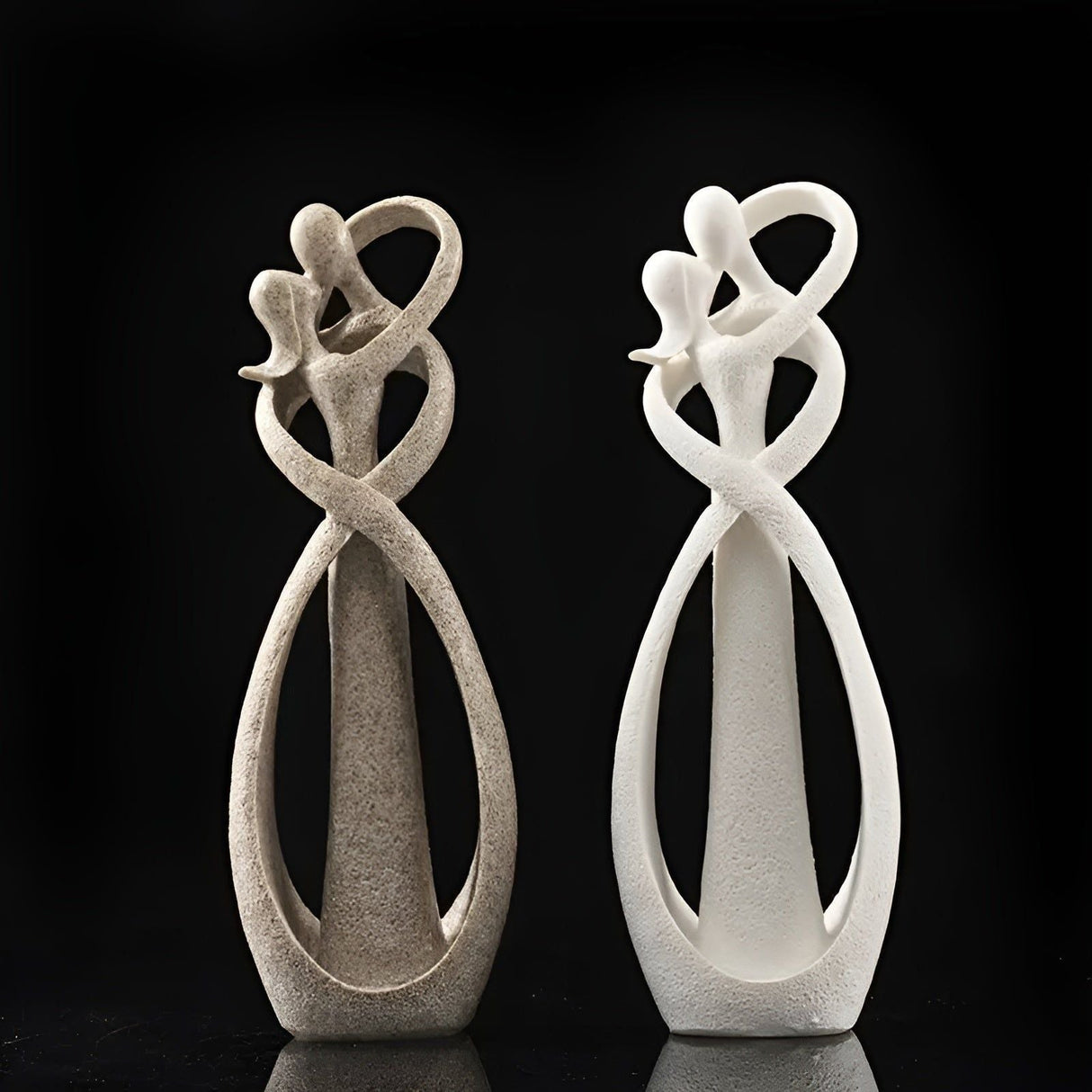 LoverBond Staty - Sandsten Abstrakt Tidlös Kärleksstaty Carvallo