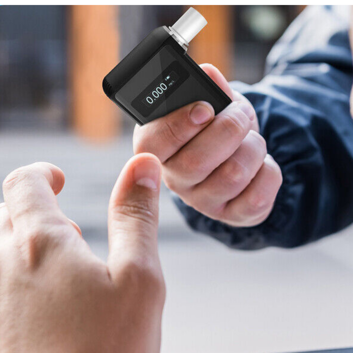 LuxRoyale Smart Kompakt Bärbar Alkohol Testare Carvallo
