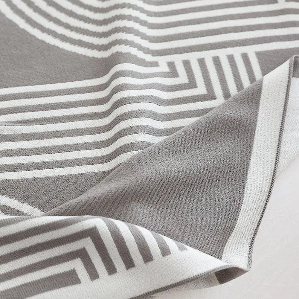 Snuggle Maze Stickad Filt Carvallo