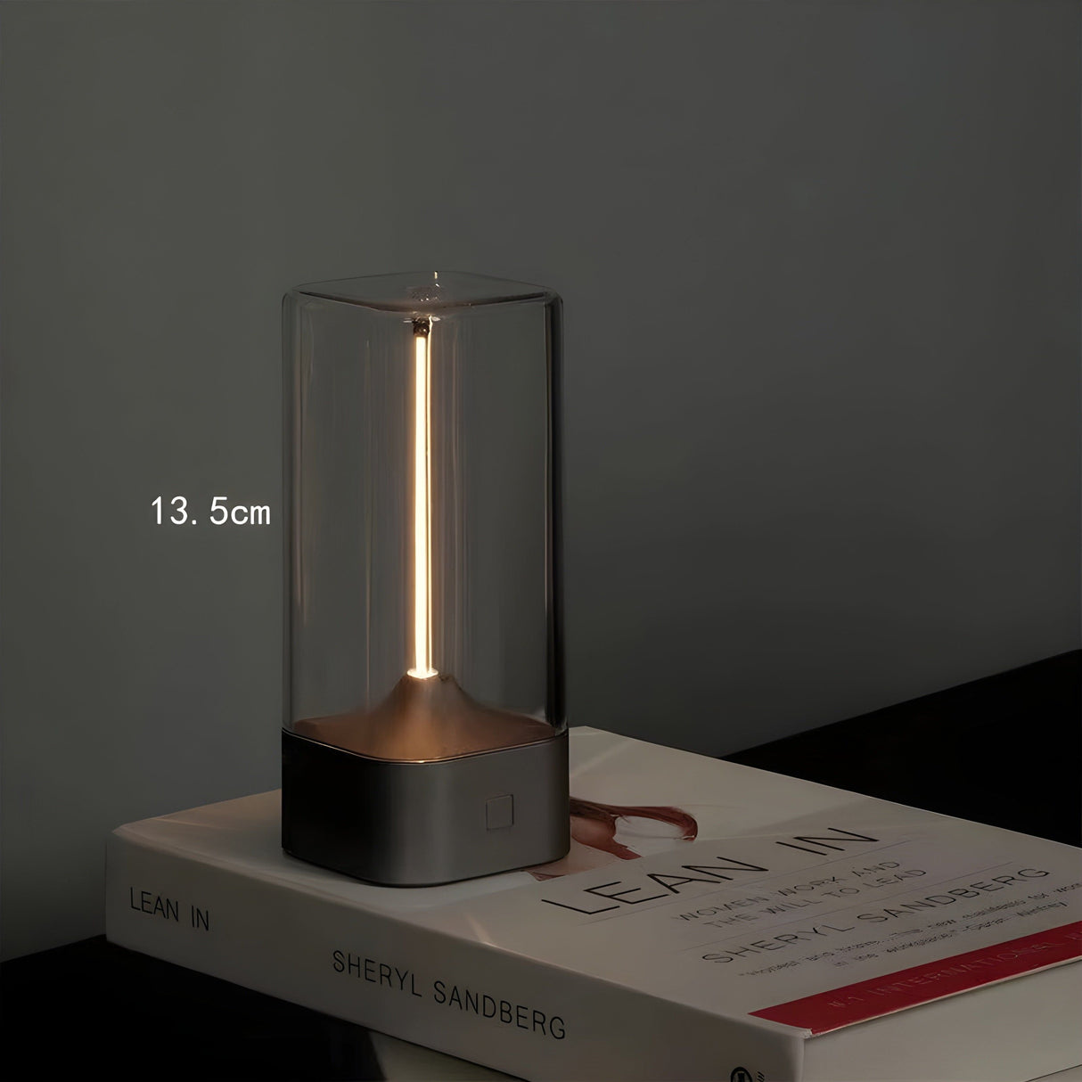 QuantumAura Lampa - Avslappnad USB-laddning Magnetisk Bordslampa Carvallo