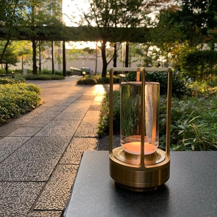 Carvallo – Elegant Dimmbar Bordslampa med Kristall Atmosfär Carvallo