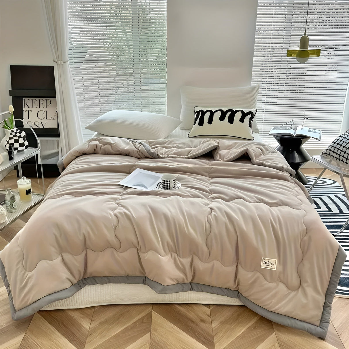 Lätt täcke för sommaren – Andas & Mångsidig | För soffa, säng & resor Carvallo