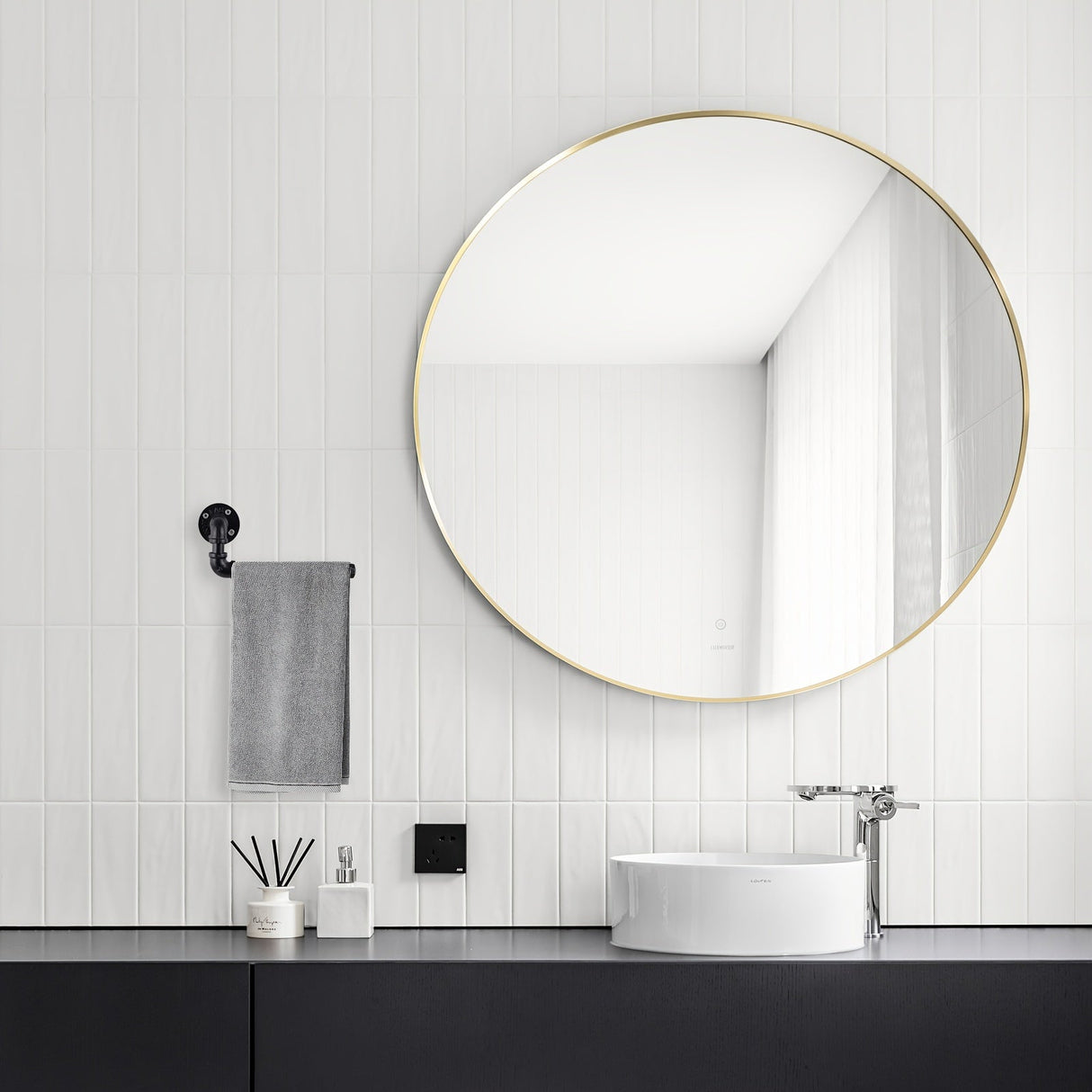 Industriell Toalettpapperhållare - För ett Stilrent Badrum Carvallo