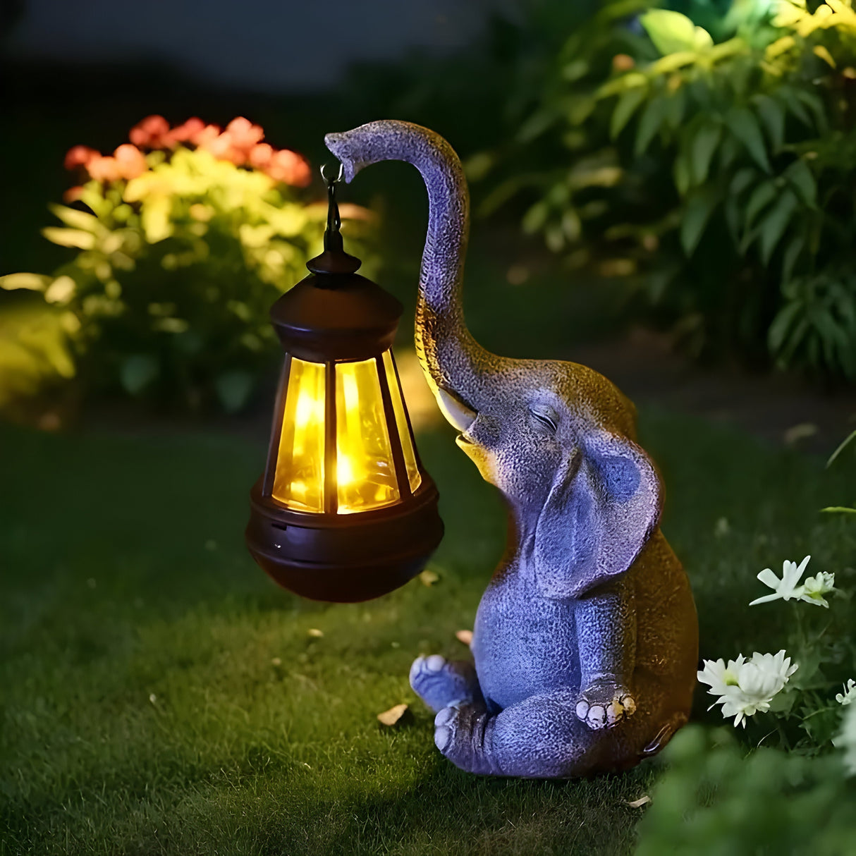 SunTrunk Light – Solcellsdriven elefantstaty med ljus Carvallo