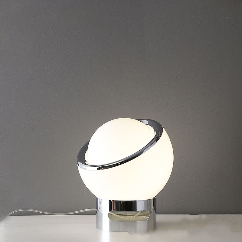 Carvallo – Minimalistisk Bauhaus Bordlampa med Elegant Opal Glans Carvallo