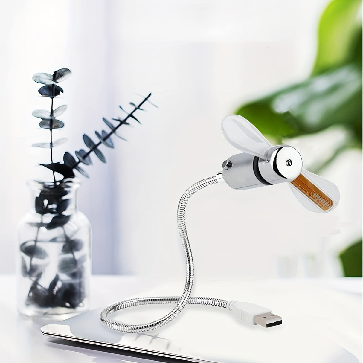 Bärbar USB LED Klockfläkt med Tidsvisning Carvallo