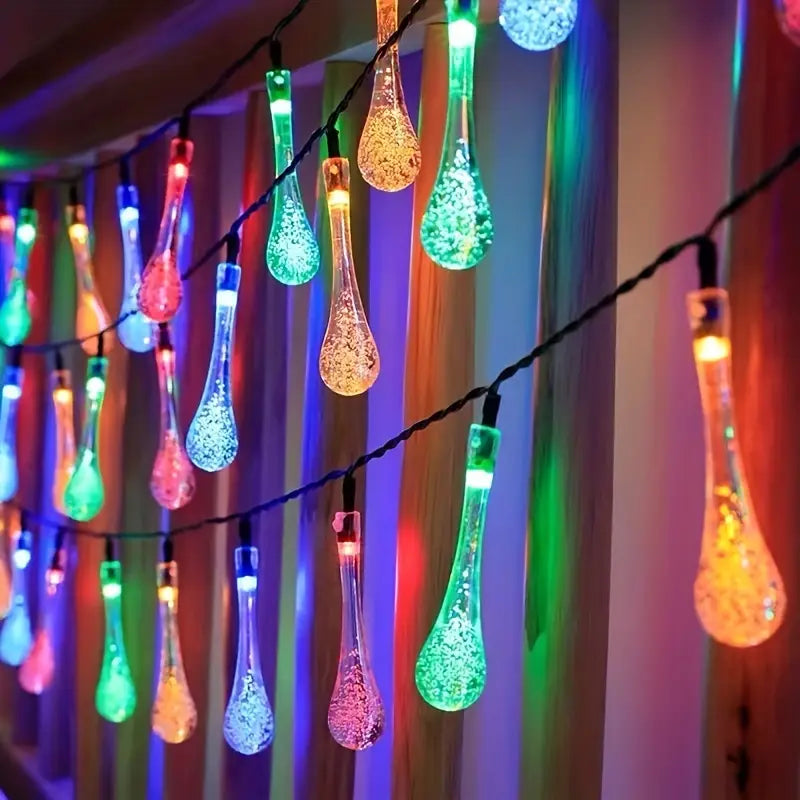 Solar LED Lichterkette – Färgglada droppljus för trädgård, terrass och dekoration Carvallo