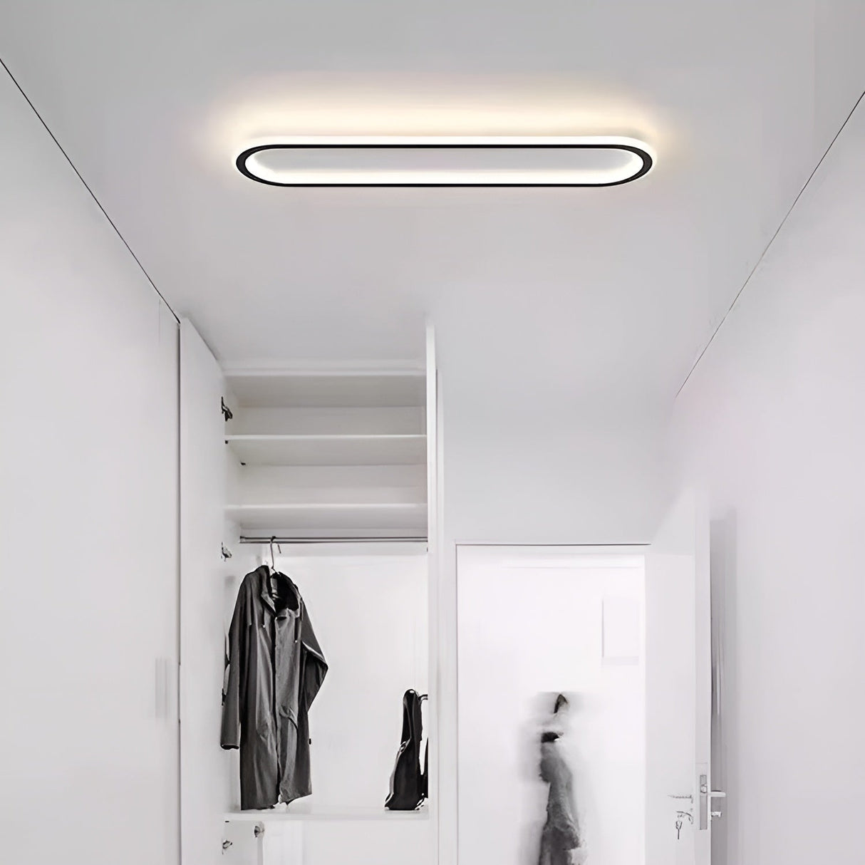LED-taklamps i oval form – Elegant modern design för hall och entréområde Carvallo
