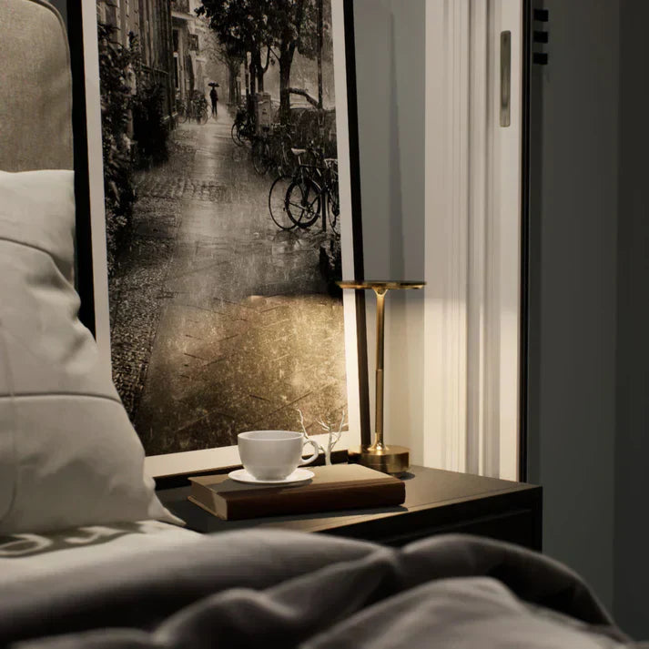 Carvallo – Bordslampa med tidlös design och avancerade funktioner Carvallo