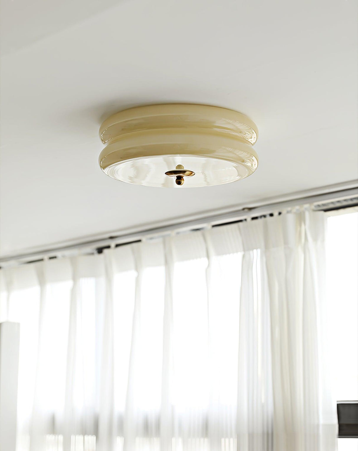 RoyaleGlow Art Deco Vintage Taklampa - Elegant Design Carvallo