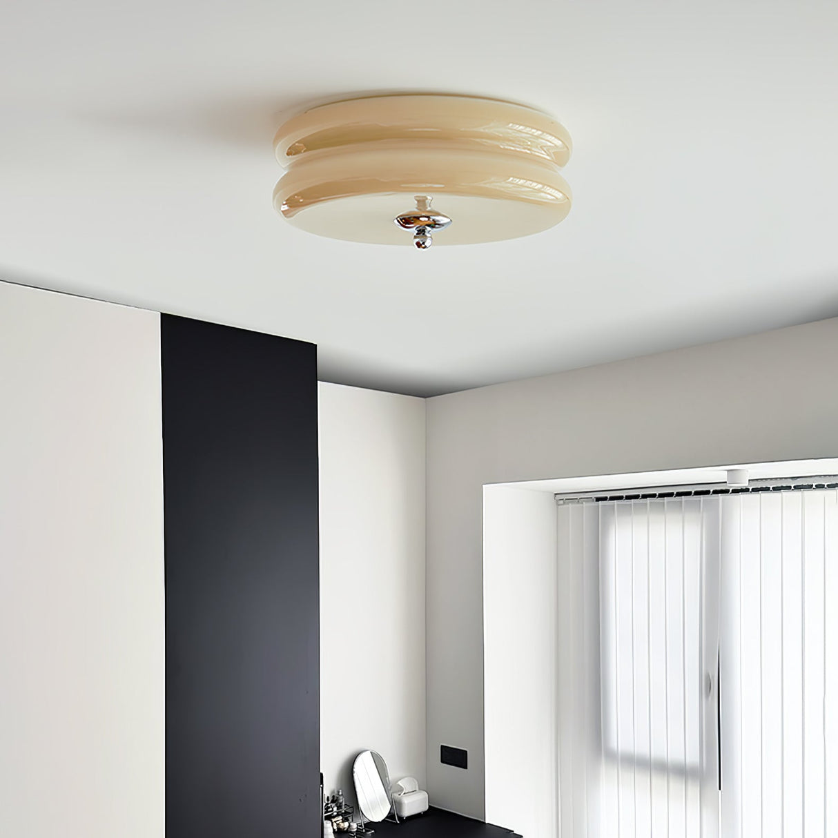 RoyaleGlow Art Deco Vintage Taklampa - Elegant Design Carvallo