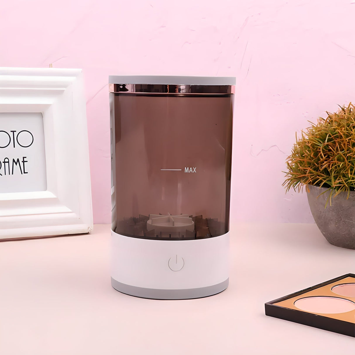 BrushBath - rengöringsmedel för sminkborstar MILA Sverige