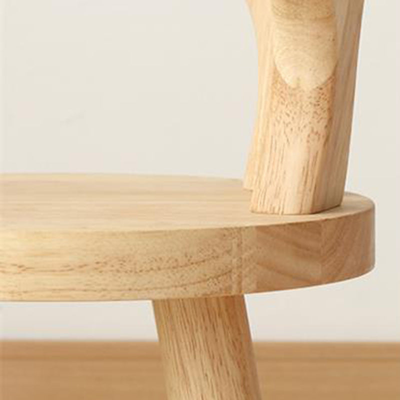 Kreativ barnpall i massivt trä med horn - Rund låg sits med ryggstöd för vardagsrum och entré MILA Sverige