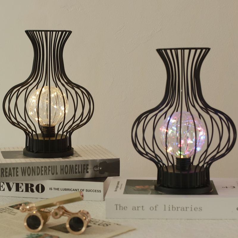 Nordic Hollow Vase LED Bordslampa – Batteridriven metalldesign MILA Sverige