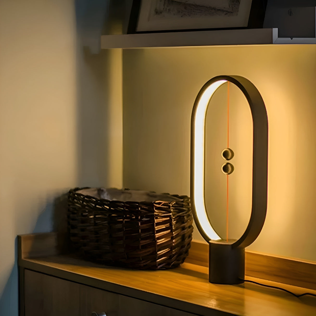 BalanceGlow Lampa - Dekorativ LED Mini Balance Nattlampa Carvallo