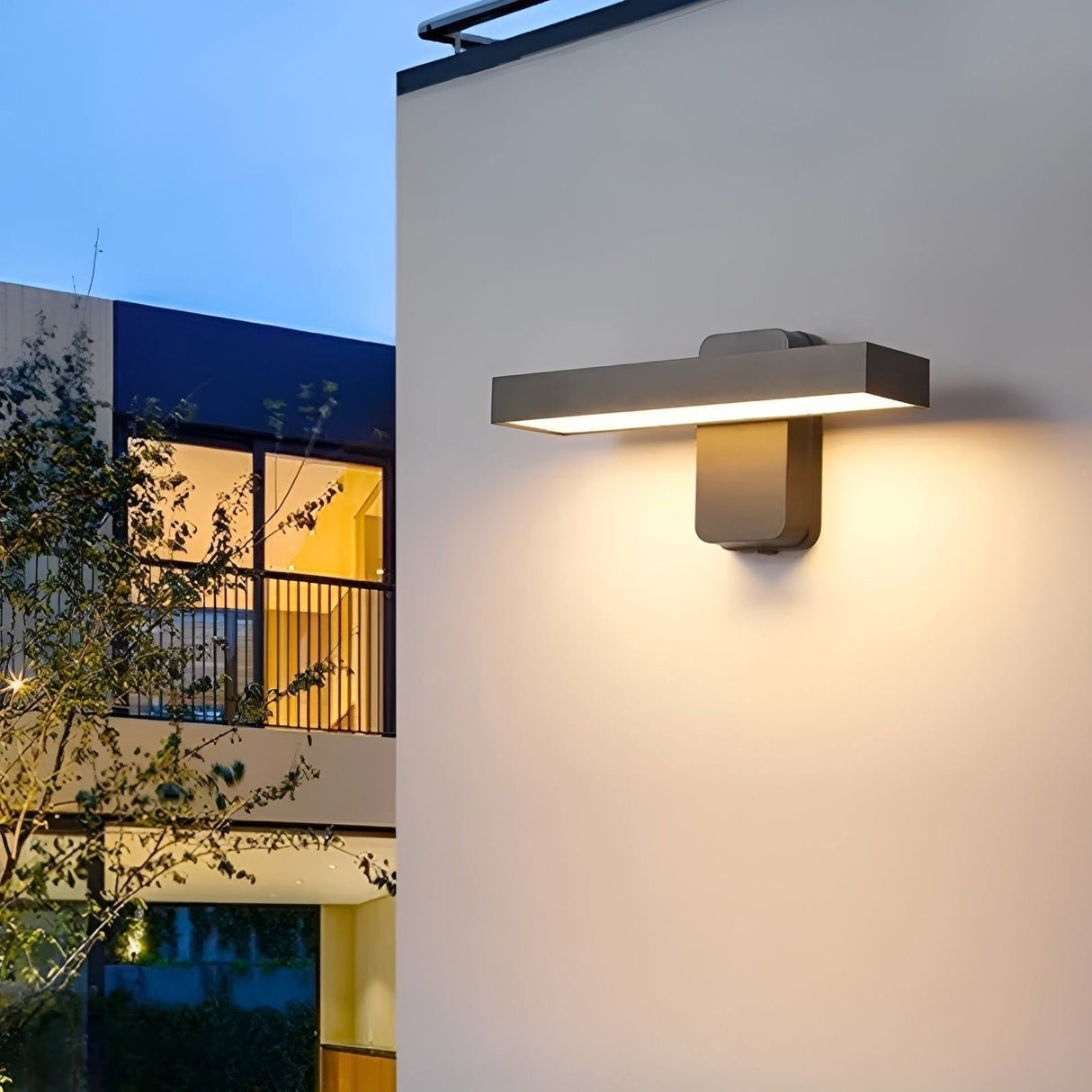 AquaGuard Light - Vattentät Roterande LED-vägglampa Carvallo