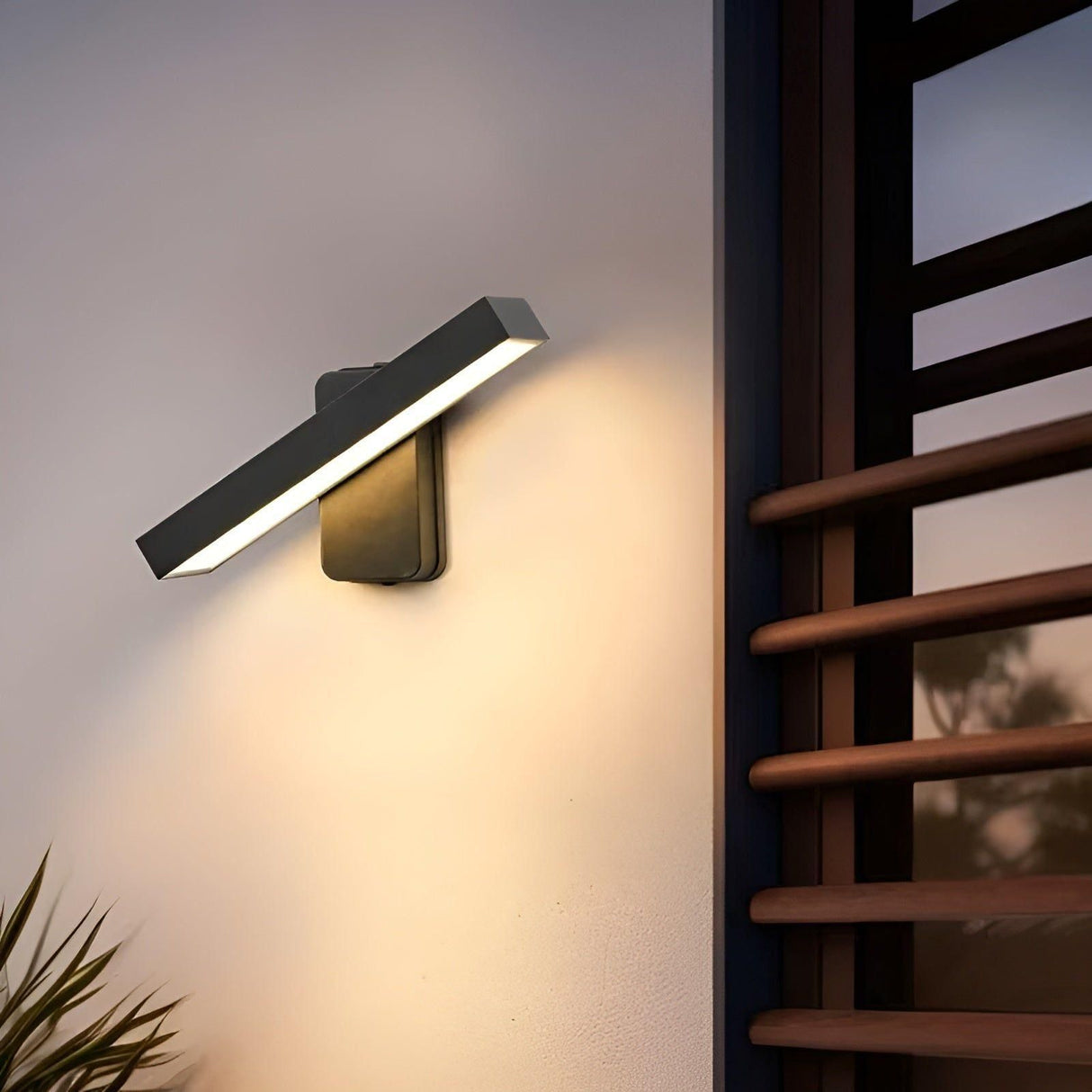 AquaGuard Light - Vattentät Roterande LED-vägglampa Carvallo