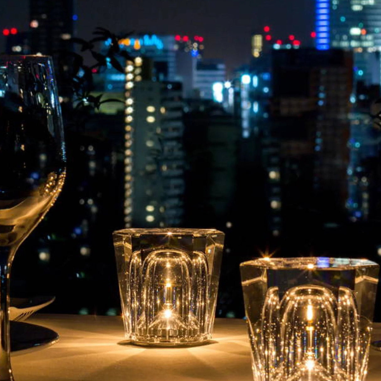 Lyxig uppladdningsbar diamantkristall LED-plattlampa Carvallo