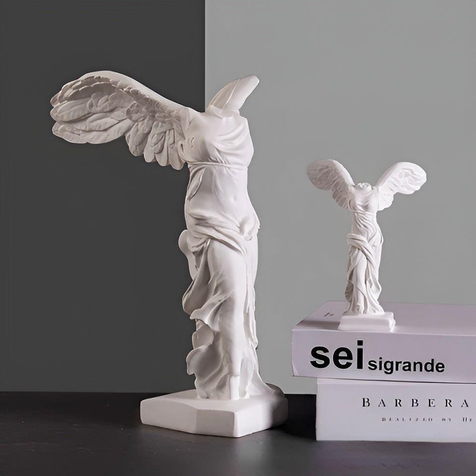 Angel Wing - Elegant Grekisk Segergudinna Karaktärsstaty Carvallo