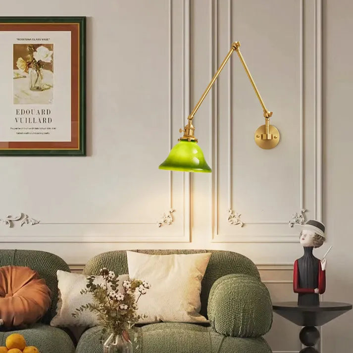 VintageGreen – Justerbar Klassisk Vägglampa för Stilren Belysning Carvallo