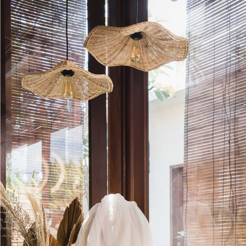 Boho Wicker Rattan Lampa i Lantstil Carvallo