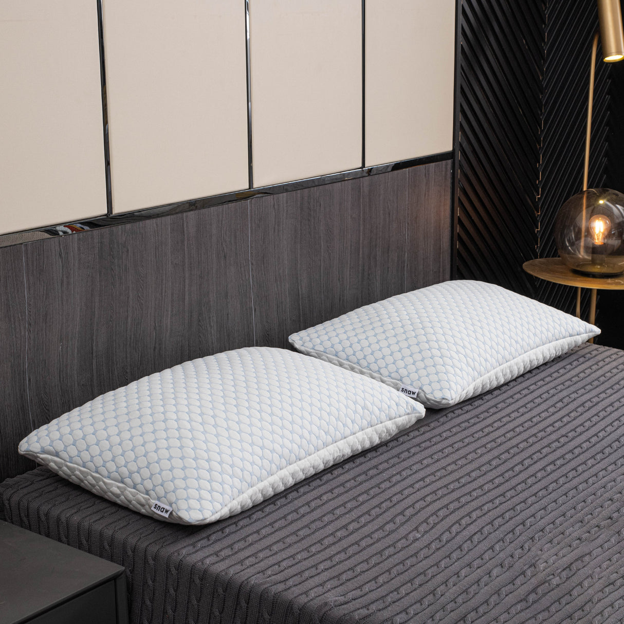 Justerbar ortopedisk minnesskum Freeform-kudde Carvallo