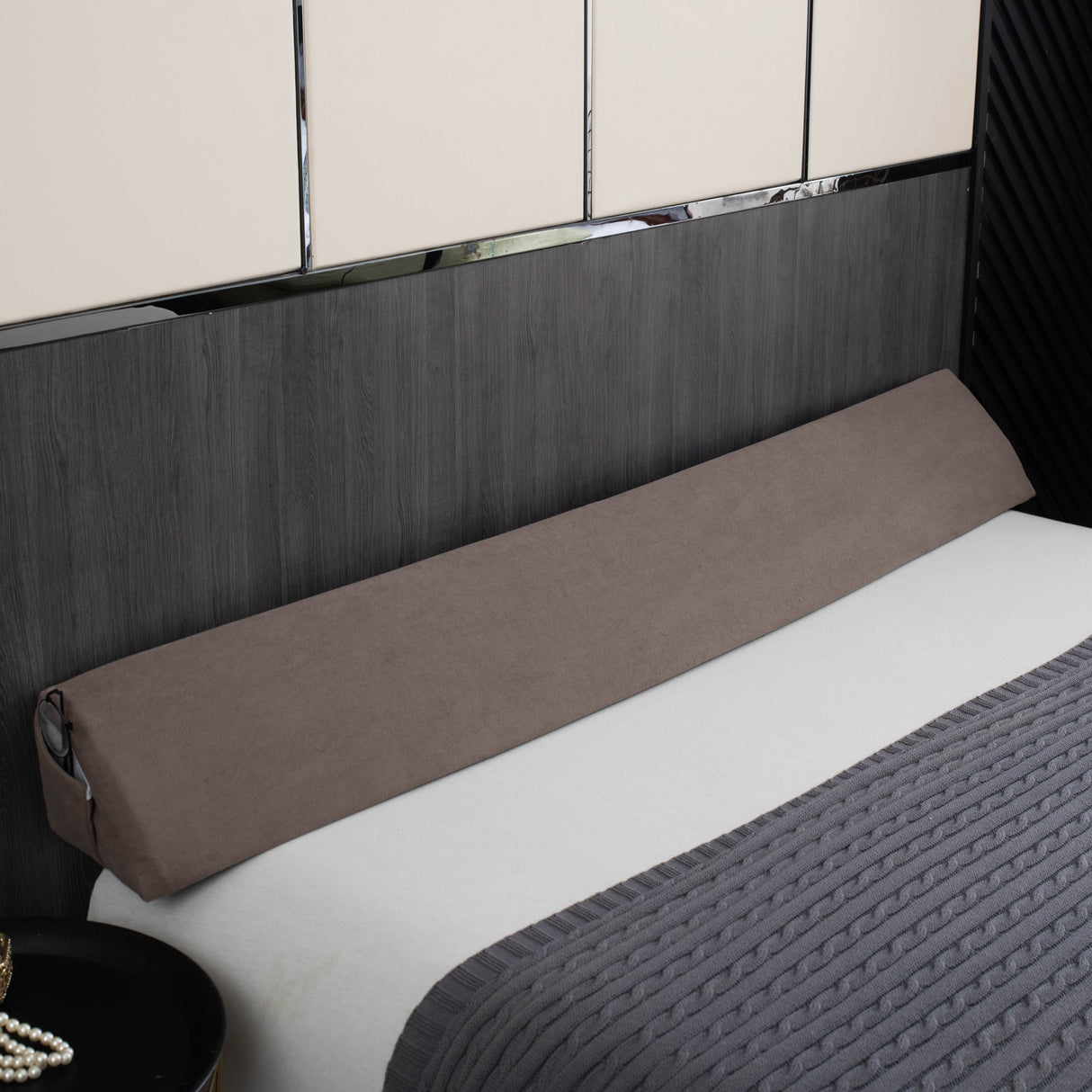 Premium Elevated Gap Filler Wedge Pillow Carvallo