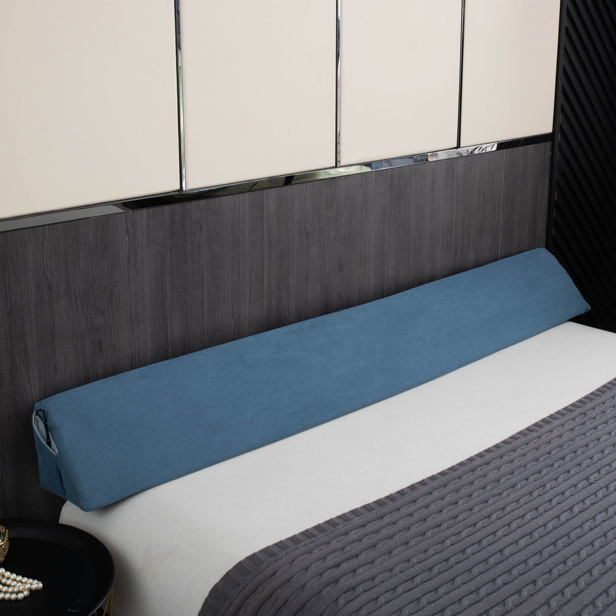 Premium Elevated Gap Filler Wedge Pillow Carvallo