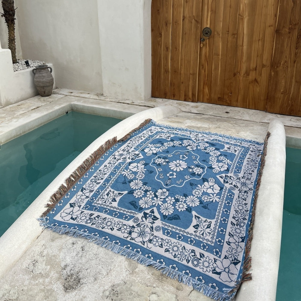 Lätt boho resefilt - Blå tusensköna blomma mönster Carvallo