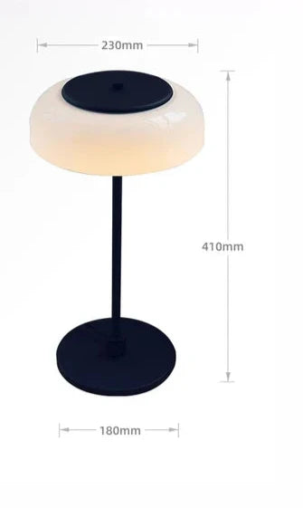 LumiGlow – Postmodern LED Bordspegel med Glaslock för Stilfull Belysning Carvallo