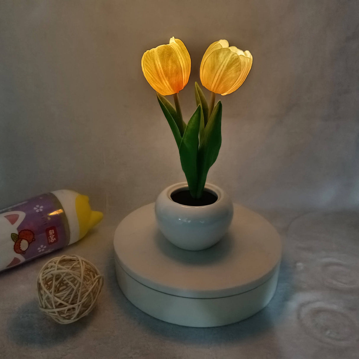 Blooming Tulip & Peony LED-nattlampa – elegant blomglöd MILA Sverige