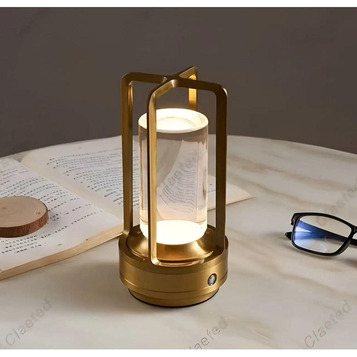 DreamLite Light - Modern justerbar metall skrivbordslampa Carvallo