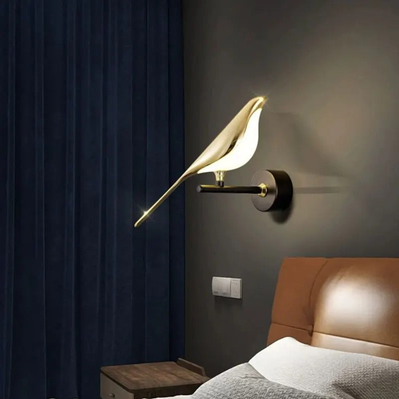 WingSpan - Fågel Vägglampa 360° roterbar – Stilig och Lekfull Belysning för Hemmet Carvallo