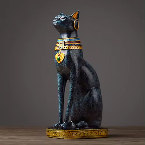 Carvallo Elegance – Egyptisk kattfigur med guldaccenter Carvallo