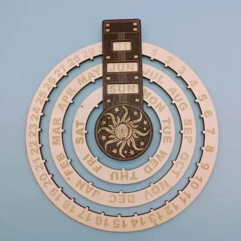 TimberTurn – Evig skrivbordskalender i trä med roterande display MILA Sverige