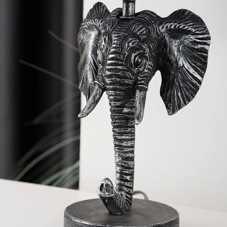 Modern Elephant Design bordslampa MILA Sverige