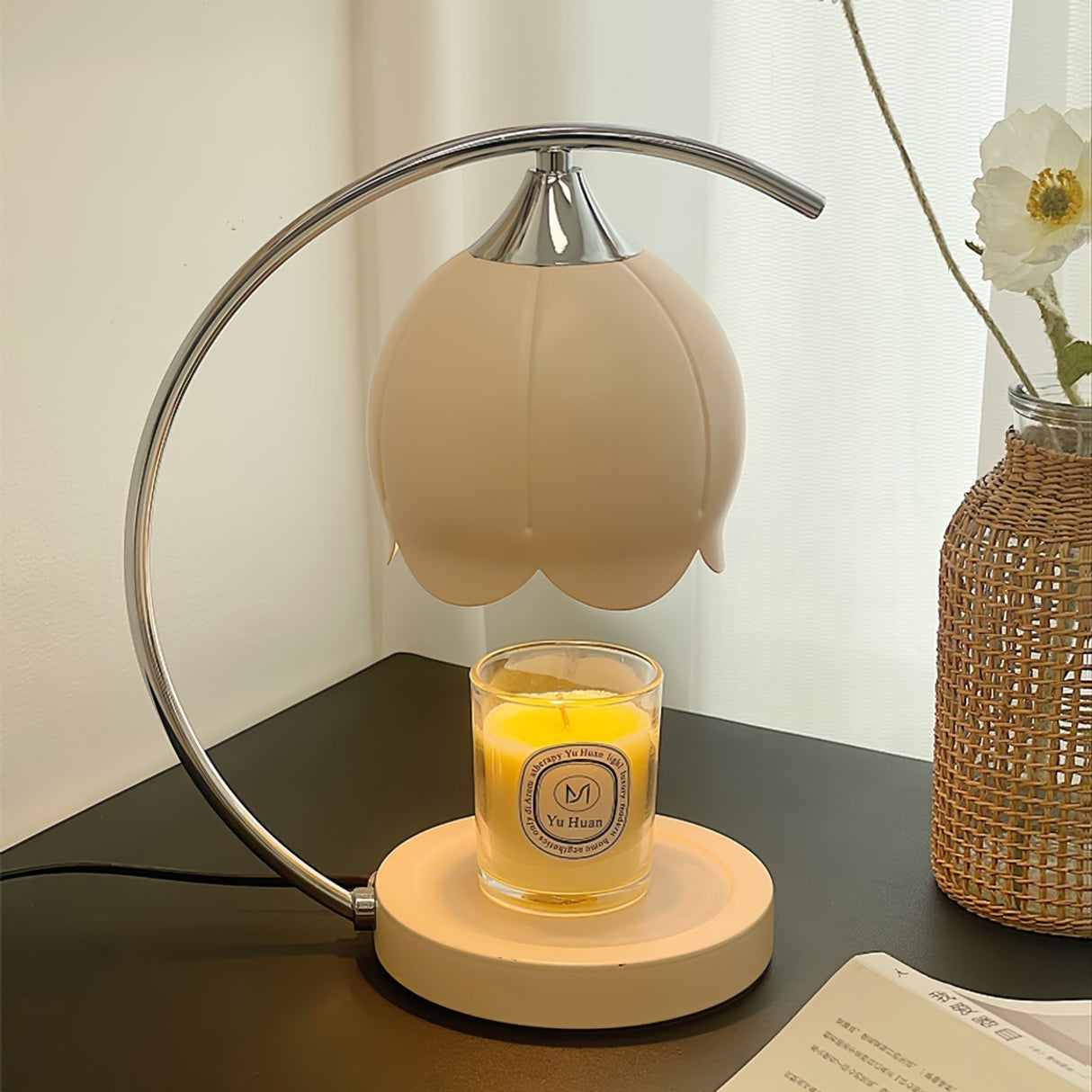 Bordslampa med ljusvaxsmältare Carvallo