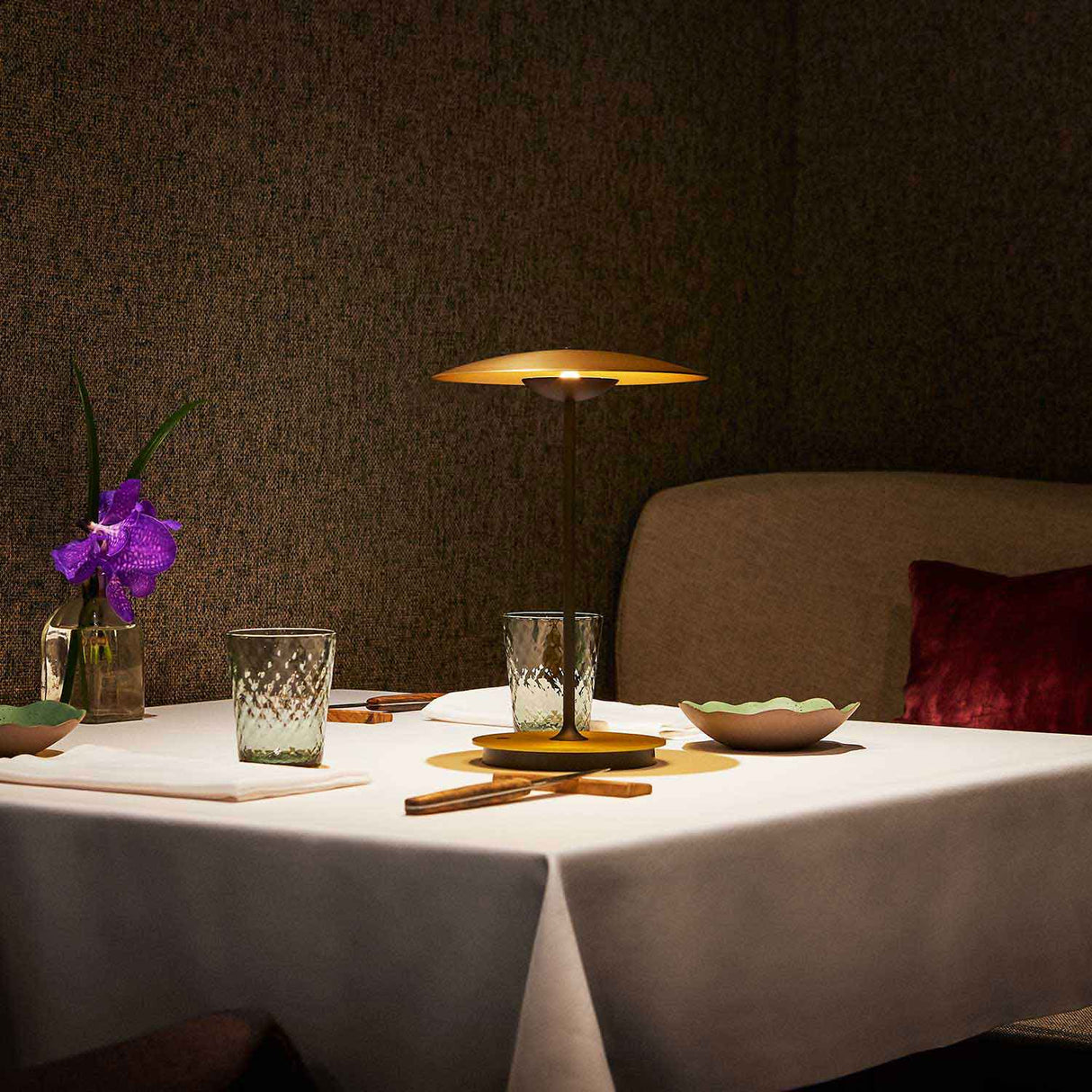 Carvallo – Modern Bordslampa med Lyxig Belysning Carvallo