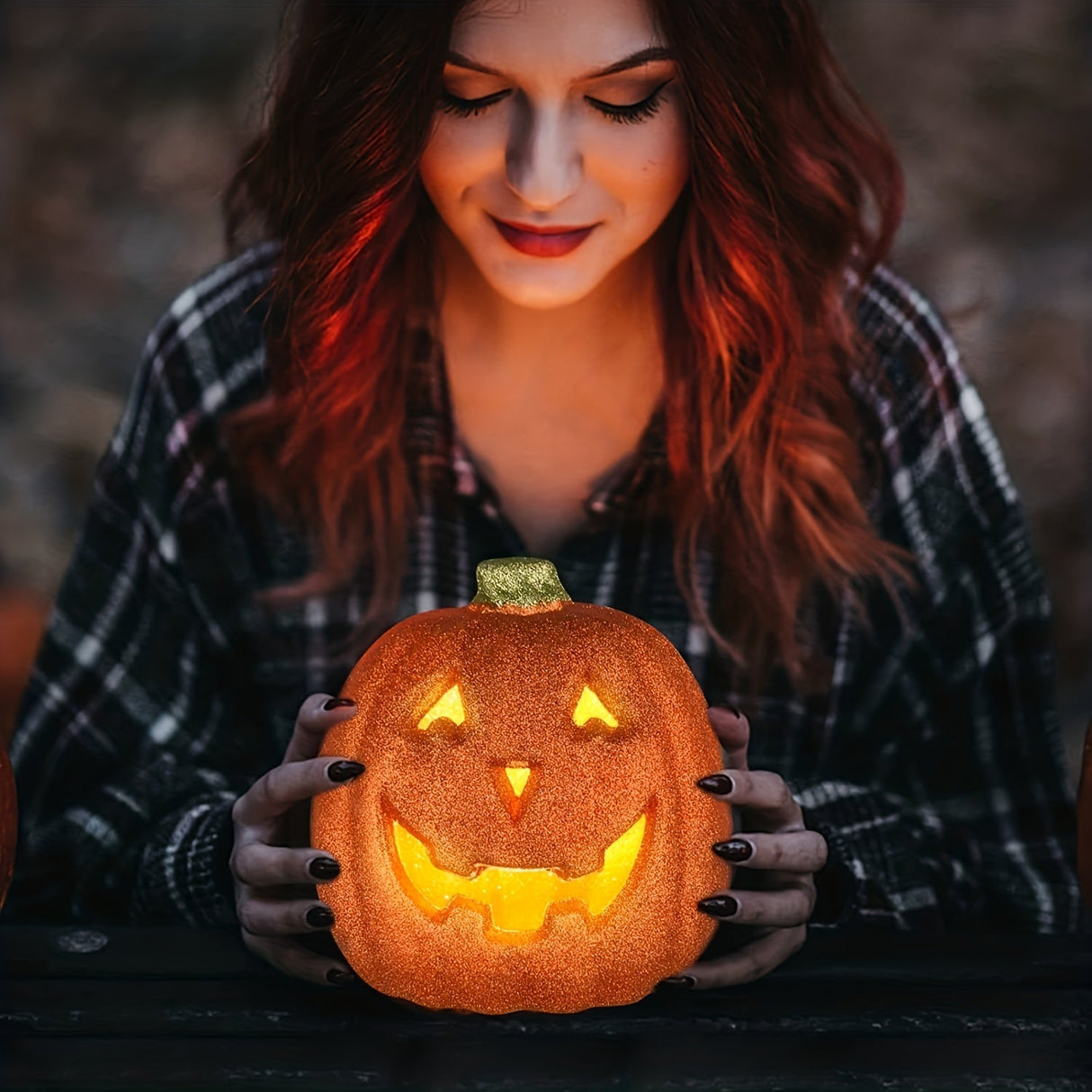 Spöklik glödande pumpa – Batteridriven Halloween-lyktdekoration MILA Sverige