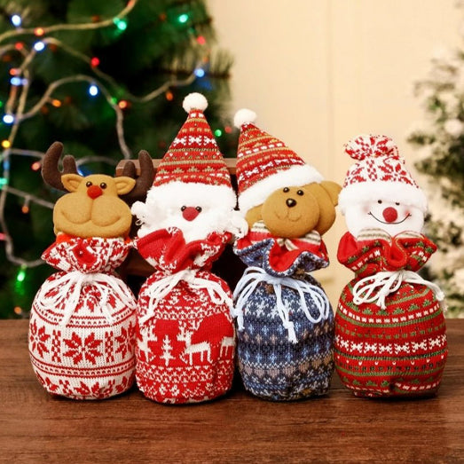 4x Stickade Julklappspåsar 3D-dockor, Jultomte, Snögubbe, Älg, Hund-Kök-BB-Hemnix