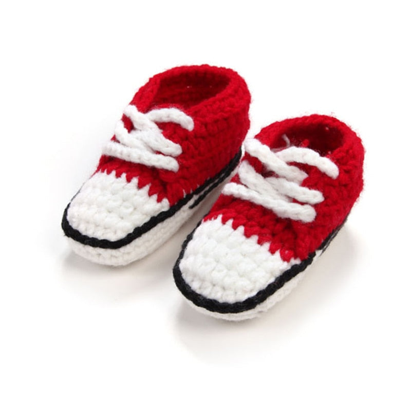 Stickade skor med snörning Bellasverige