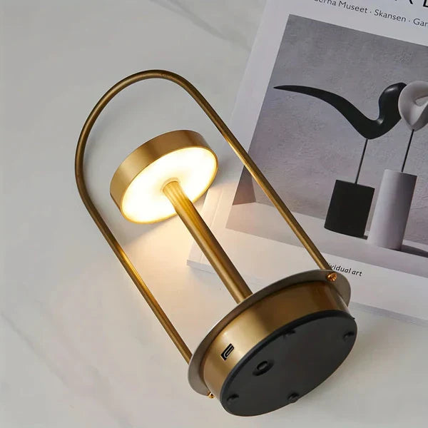 Carvallo - Stilren bärbar bordslampa med dimbart ljus och modern design Carvallo