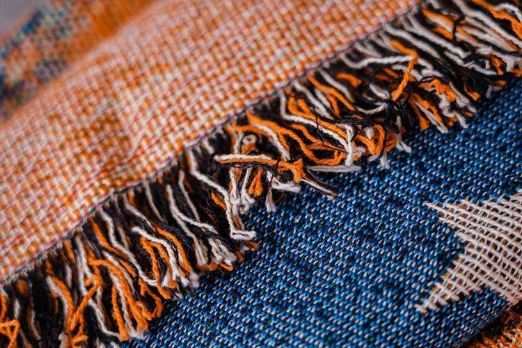 Festlig svart kattfilt – Halloween-tema plyschfilt för soffa eller sovrum MILA Sverige