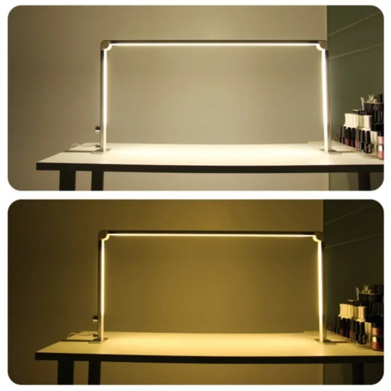 LunaGlow – Halvmåne LED Bordslampa för Kontor och Nagelstudio Belysning Carvallo